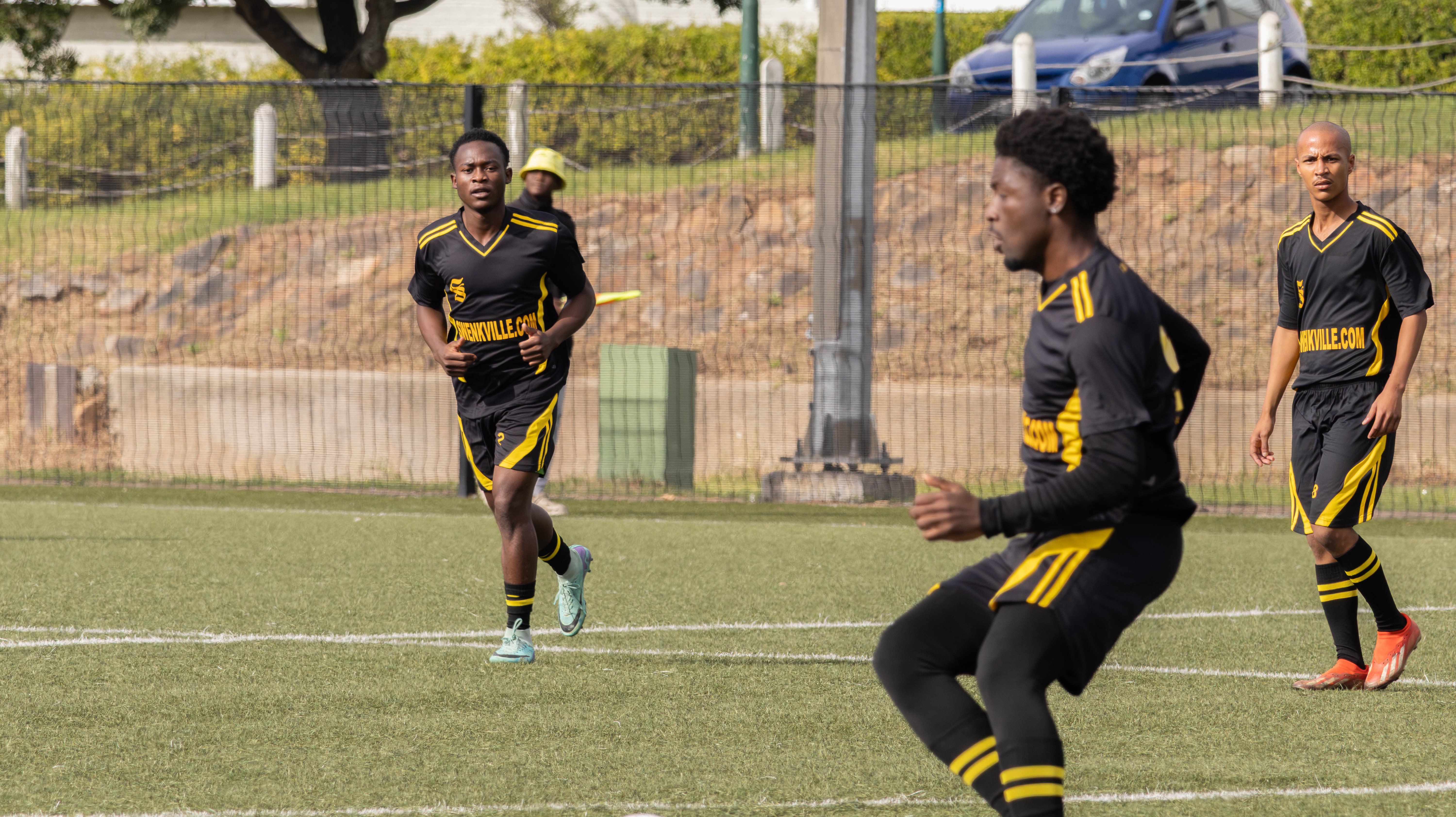 SALISBURY FC 4