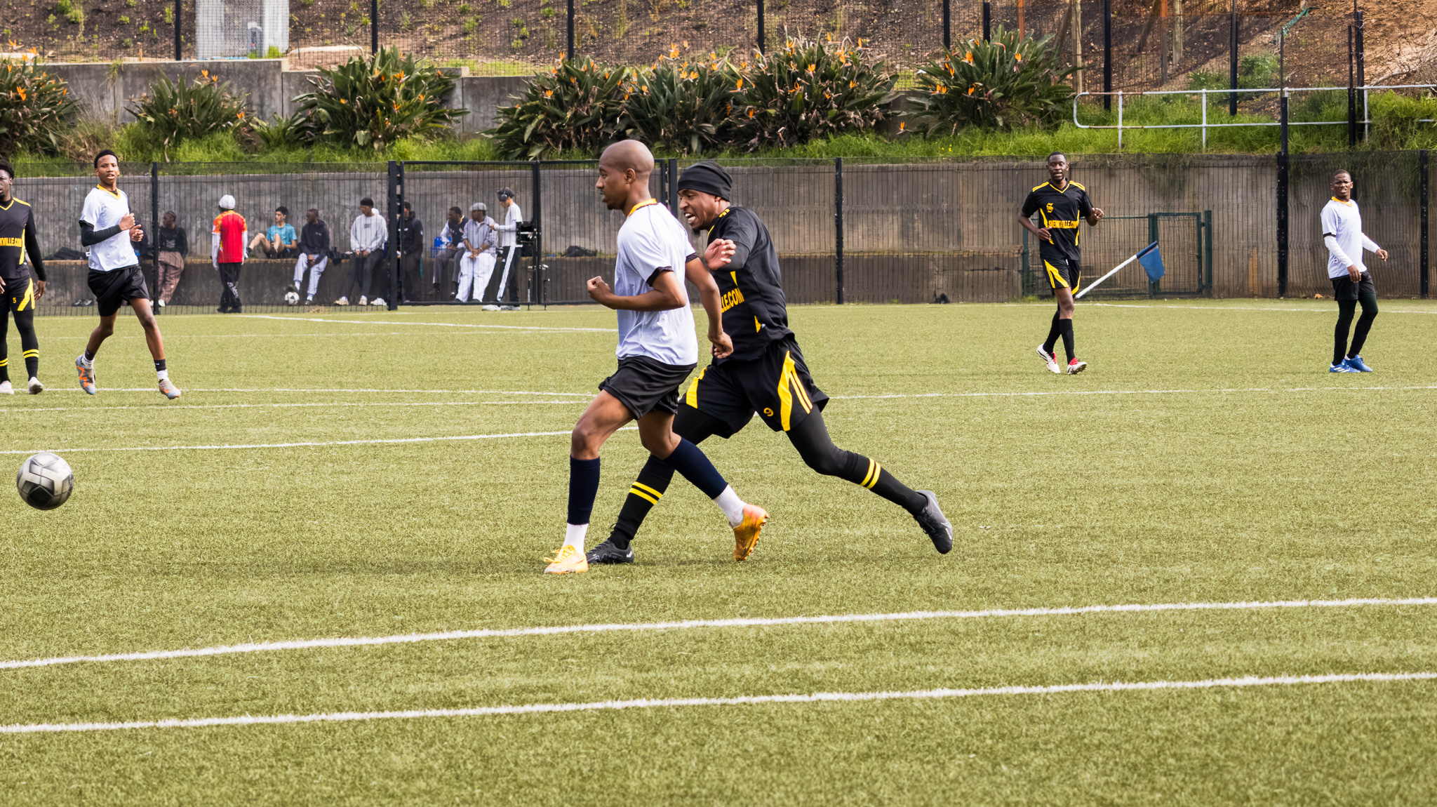 SALISBURY FC 12